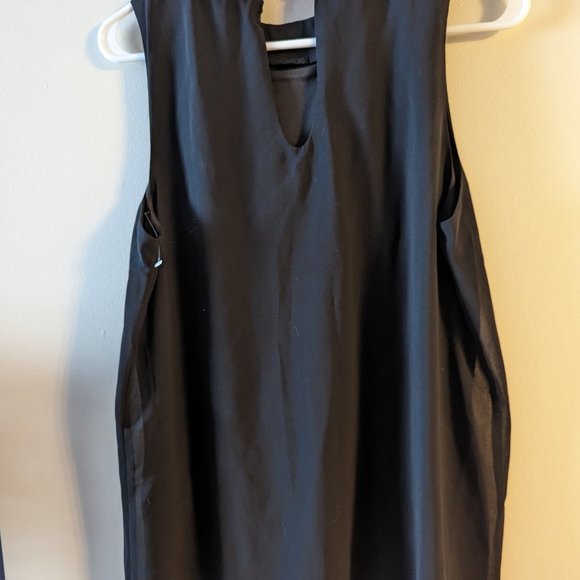 Black Collection Tunic - Picture 2 of 3